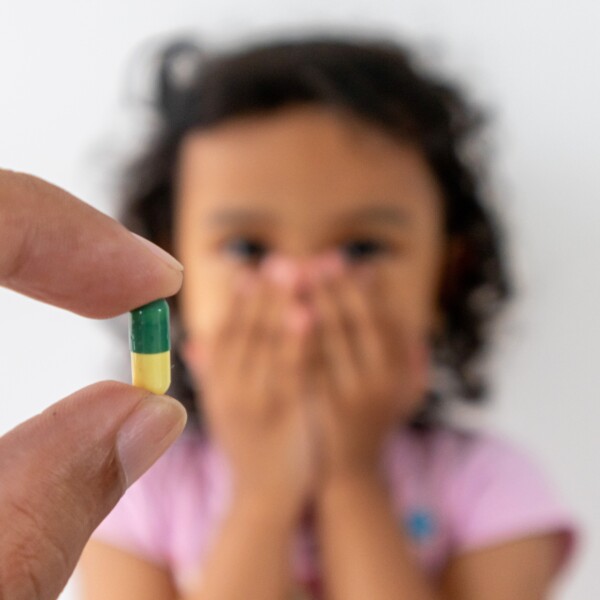 Quais os riscos de medicamentos emagrecedores para crianças e adolescentes?